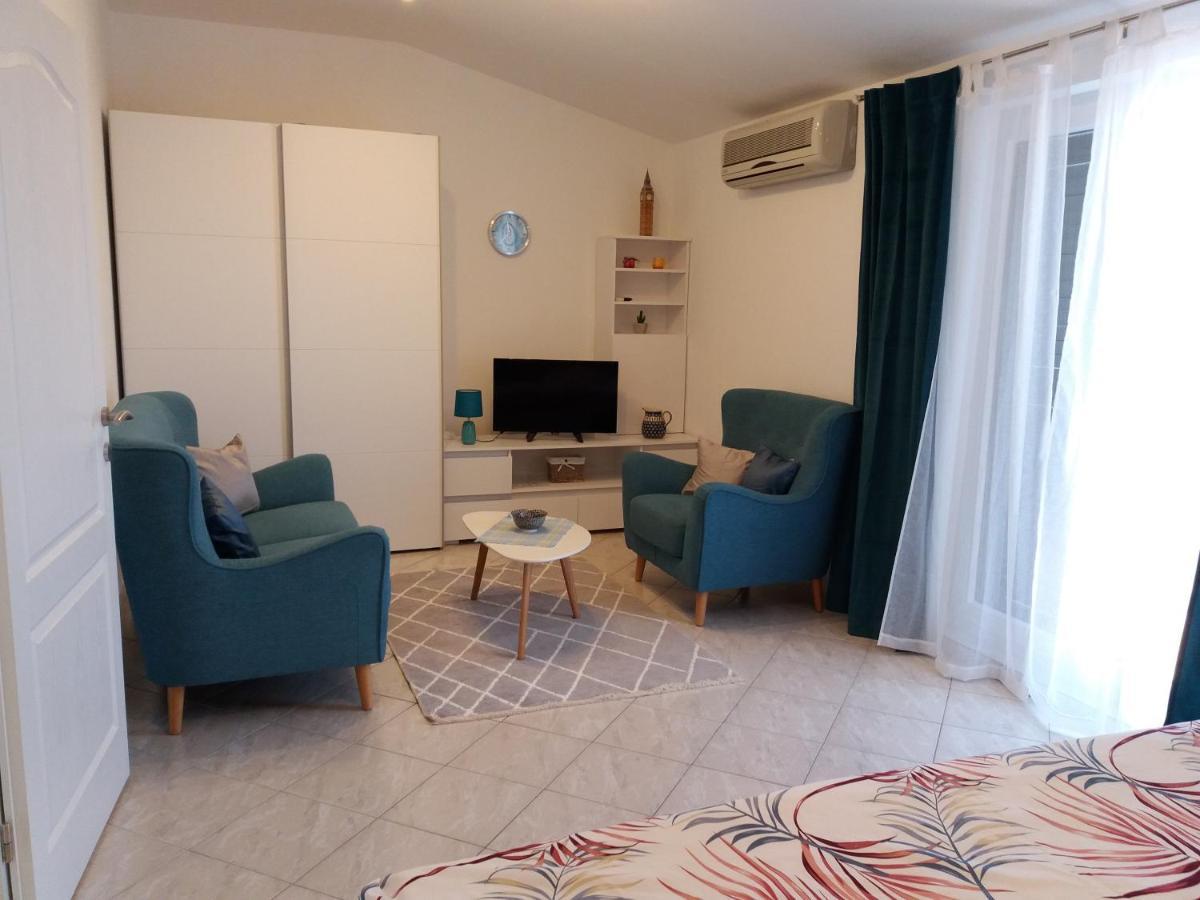Apartmani Lana Brodarica  Exterior photo